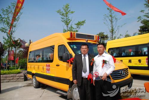 輕型校車成長(zhǎng)性看好 江淮星銳逆勢(shì)熱銷