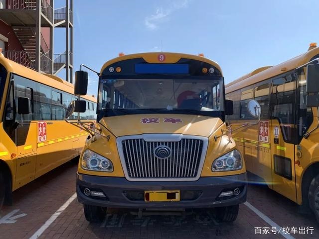 “智慧校車系統”先進的學生安全保障