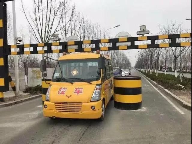 如何挑選一臺安全正規的校車呢？